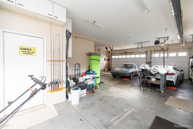 762 Golden Shores, White Lake, MI 48386