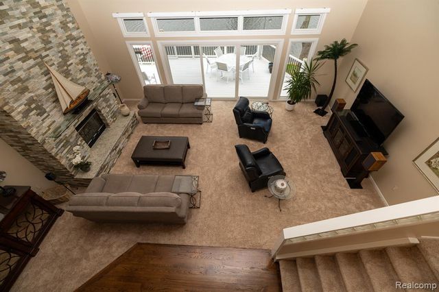 762 Golden Shores, White Lake, MI 48386