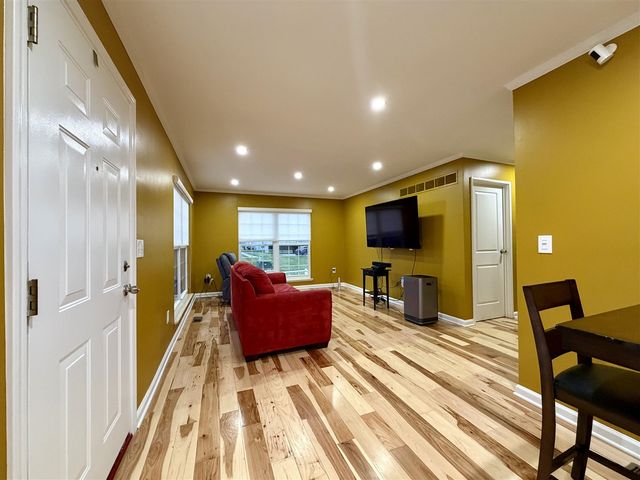 22727 Renford Street, Novi, MI 48375