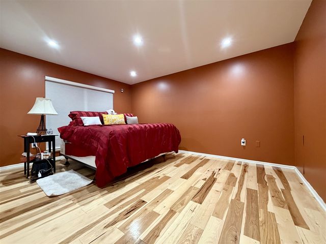 22727 Renford Street, Novi, MI 48375