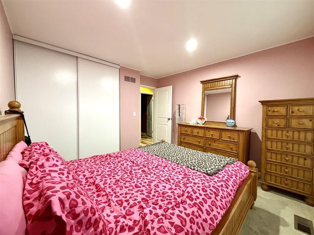 22727 Renford Street, Novi, MI 48375