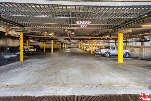 14668 Nordhoff Street, Panorama City (los Angeles), CA 91402