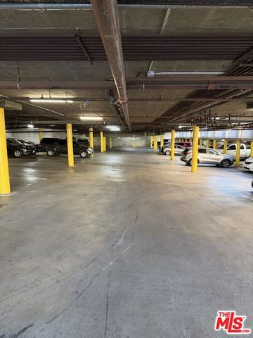 14668 Nordhoff Street, Panorama City (los Angeles), CA 91402