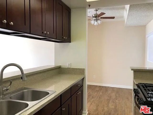 14668 Nordhoff Street, Panorama City (los Angeles), CA 91402