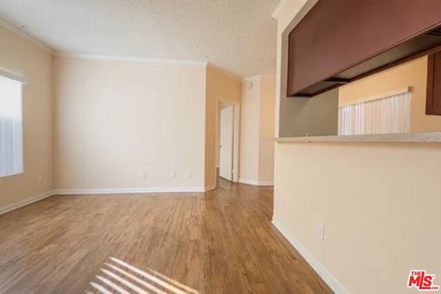 14668 Nordhoff Street, Panorama City (los Angeles), CA 91402