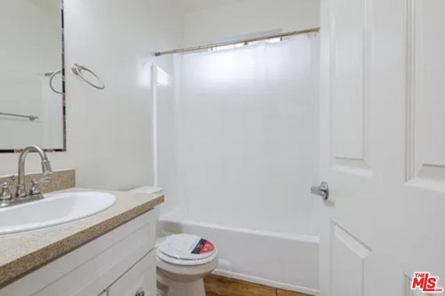 14668 Nordhoff Street, Panorama City (los Angeles), CA 91402