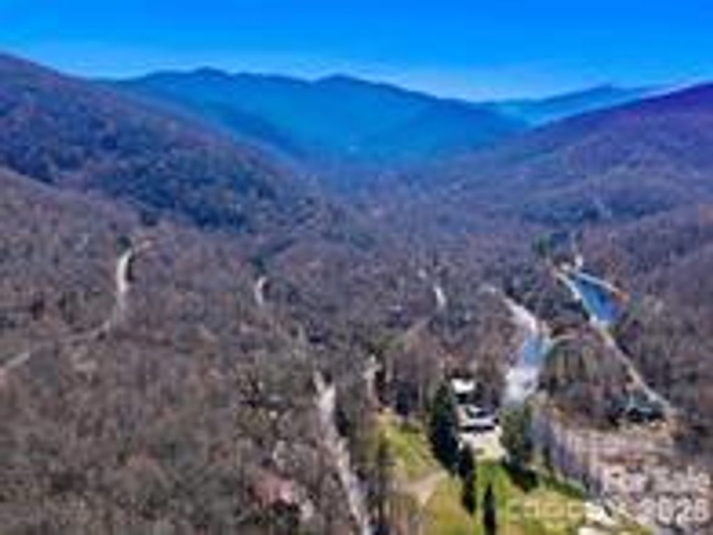 102 Big Ridge Road 102, Burnsville, NC 28714