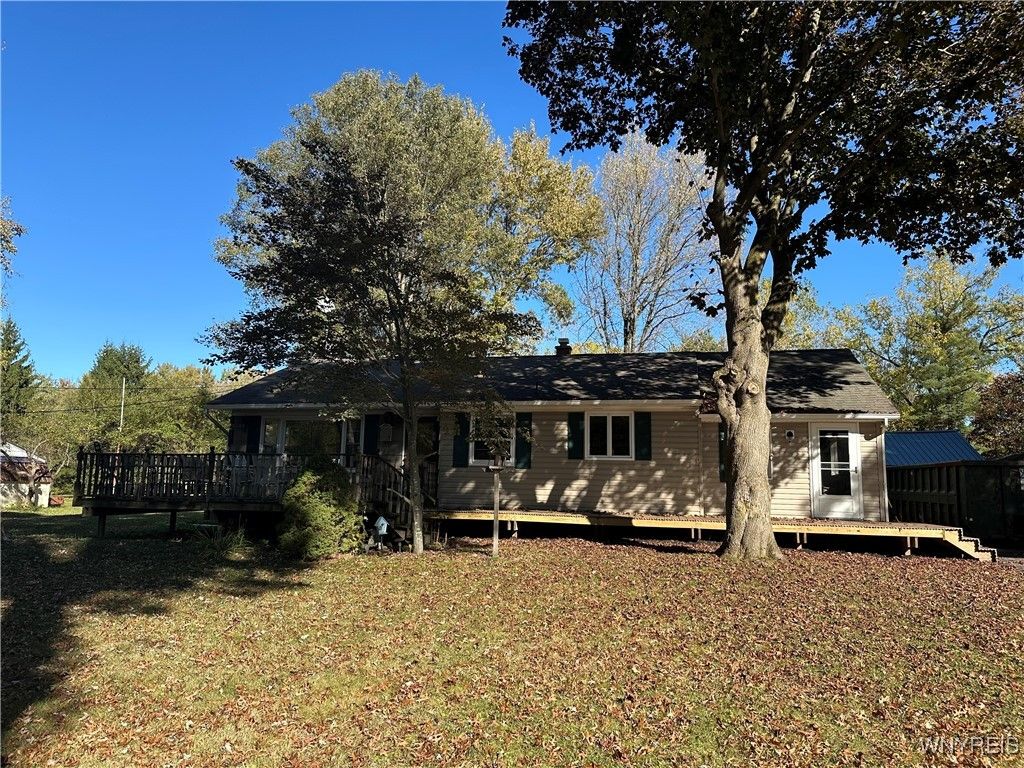 9517 Snipery Road, Darien, NY 14036