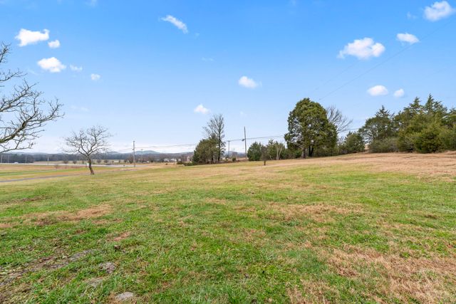 8954 Lascassas Pike, Lascassas, TN 37085