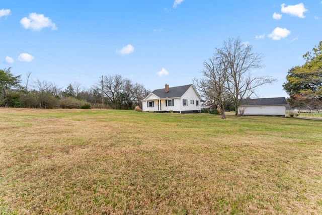 8954 Lascassas Pike, Lascassas, TN 37085