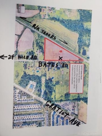 53737 Bates Road, Chesterfield Twp, MI 48051