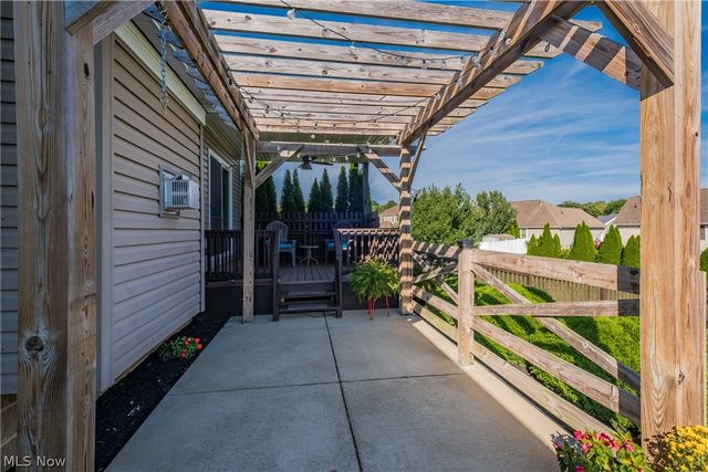 6188 Cartage Avenue NW, Canal Fulton, OH 44614