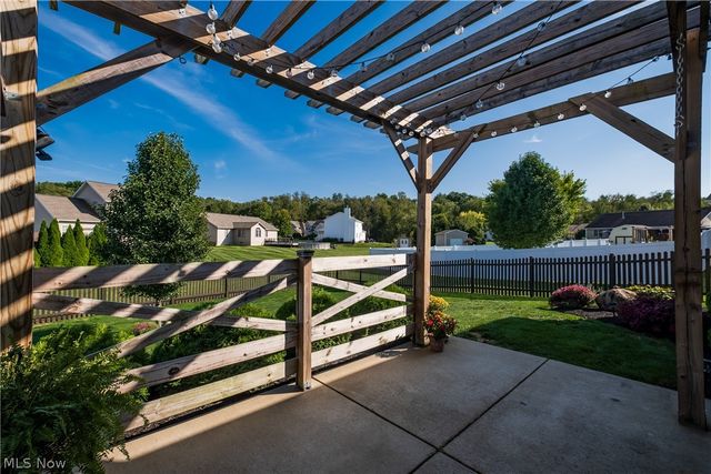 6188 Cartage Avenue NW, Canal Fulton, OH 44614