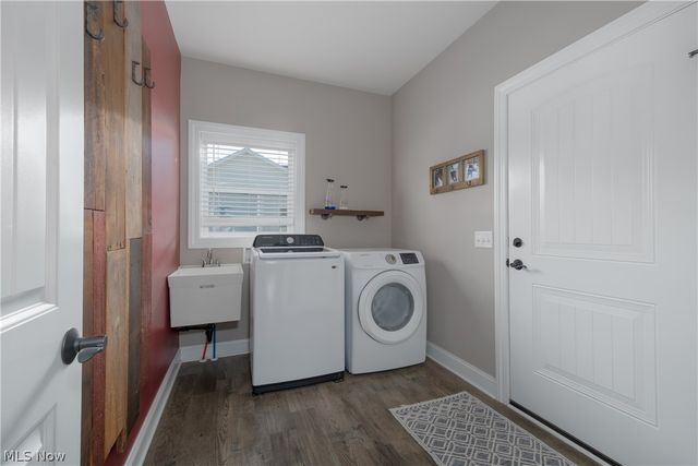 6188 Cartage Avenue NW, Canal Fulton, OH 44614