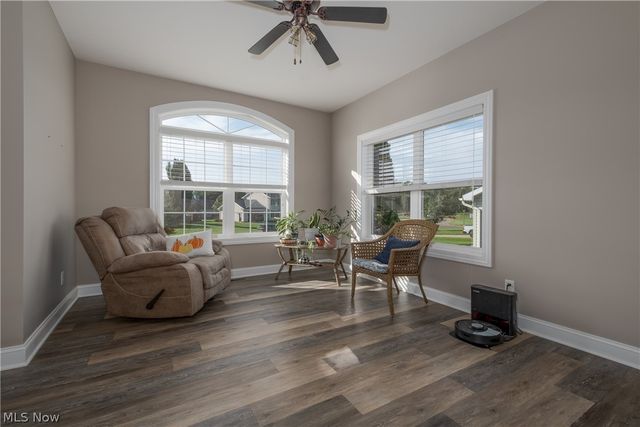 6188 Cartage Avenue NW, Canal Fulton, OH 44614