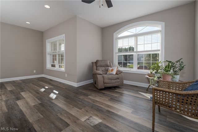 6188 Cartage Avenue NW, Canal Fulton, OH 44614