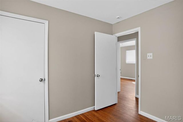 1722 Bradshaw Drive, St Louis, MO 63136