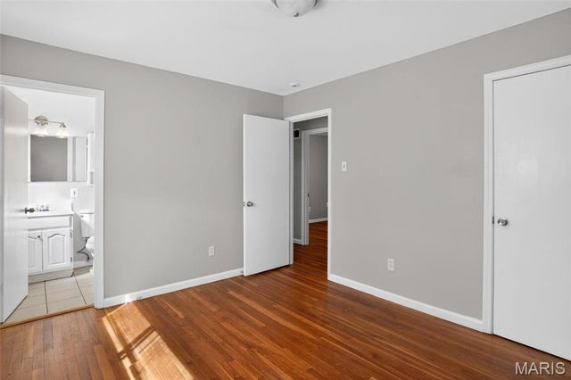 1722 Bradshaw Drive, St Louis, MO 63136