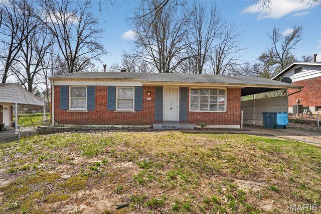 1722 Bradshaw Drive, St Louis, MO 63136