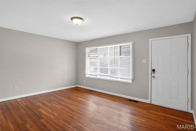 1722 Bradshaw Drive, St Louis, MO 63136