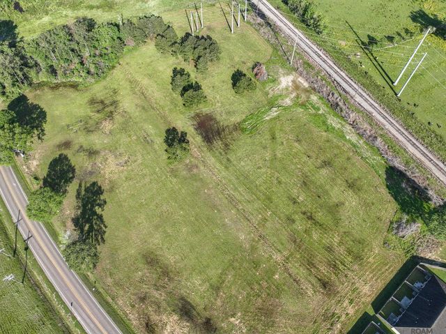 11545 Burgess Ave, Walker, LA 70785