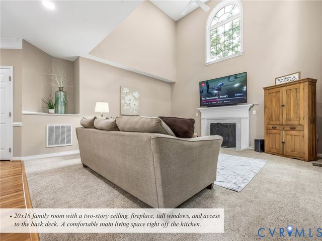 826 Club Ridge Ct, Chester, VA 23836