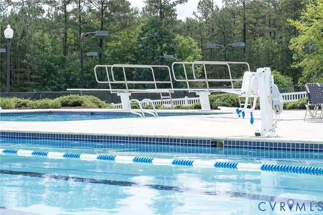 826 Club Ridge Ct, Chester, VA 23836