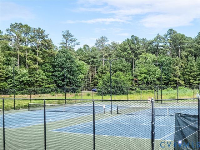 826 Club Ridge Ct, Chester, VA 23836