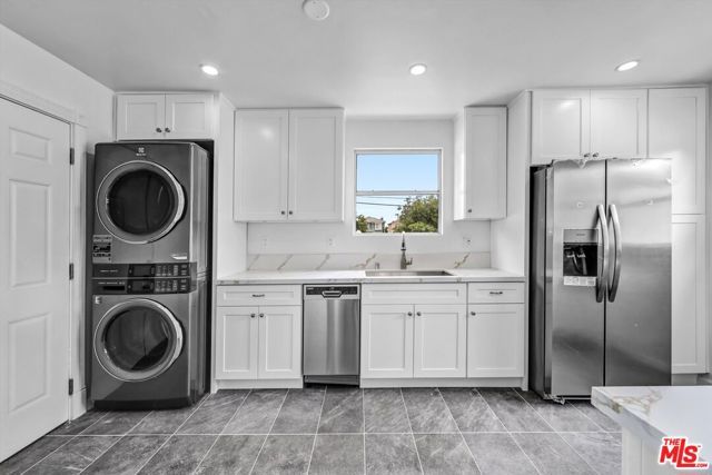 14519 Fox Street, San Fernando, CA 91345