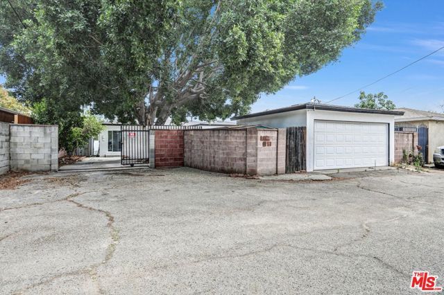 14519 Fox Street, San Fernando, CA 91345