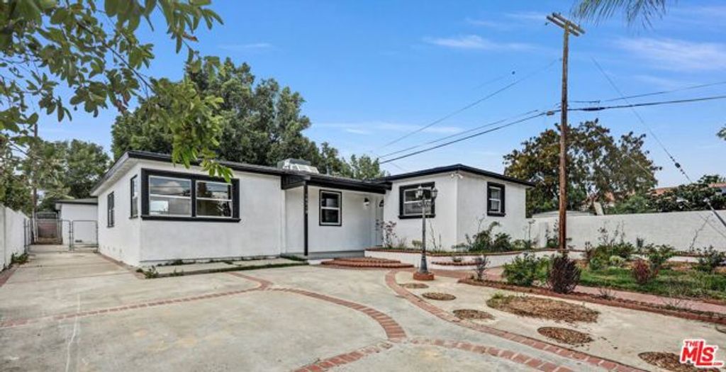14519 Fox Street, San Fernando, CA 91345