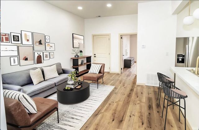 218 E Oregon Street, Evansville, IN 47715