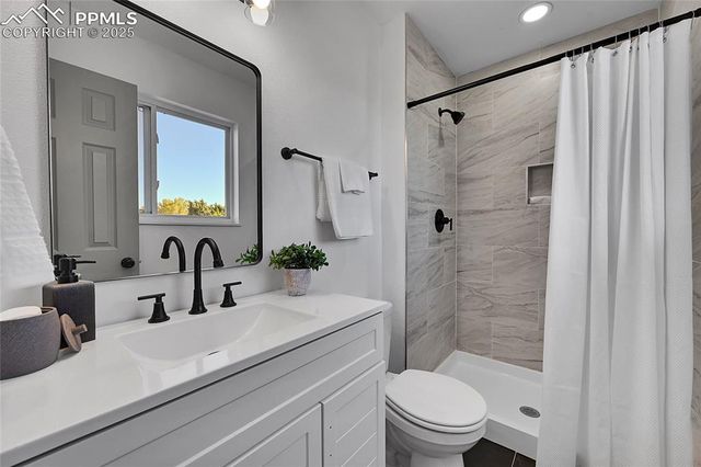 28 Pennwood Lane, Pueblo, CO 81005