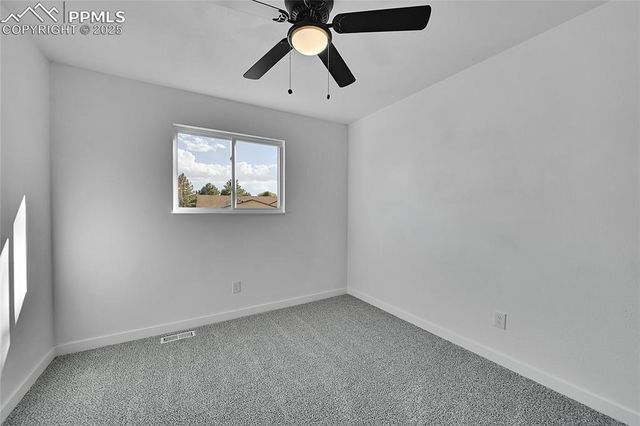 28 Pennwood Lane, Pueblo, CO 81005