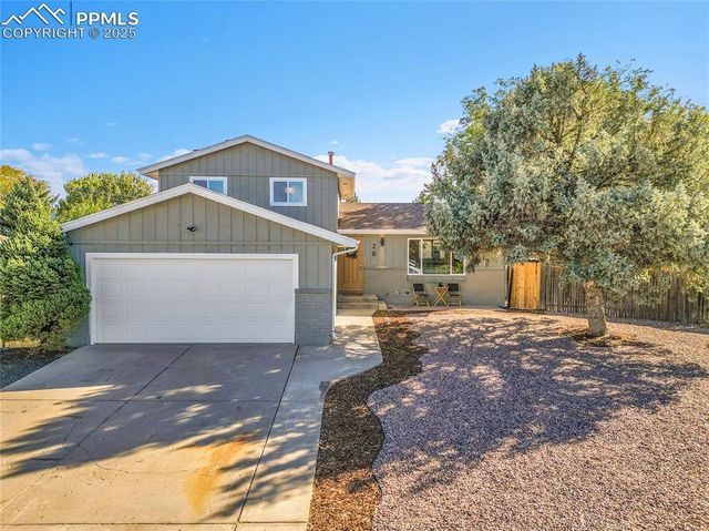 28 Pennwood Lane, Pueblo, CO 81005