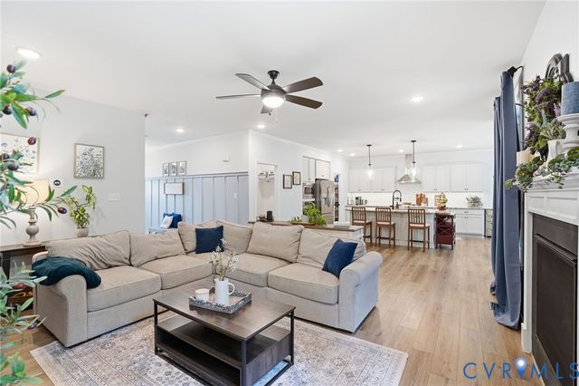 8016 Blythe Rd, Mechanicsville, VA 23116