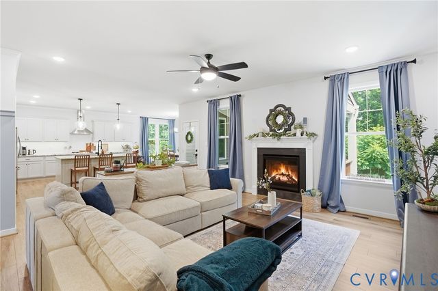 8016 Blythe Rd, Mechanicsville, VA 23116