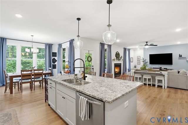 8016 Blythe Rd, Mechanicsville, VA 23116
