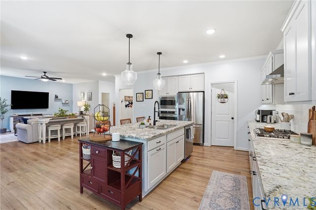 8016 Blythe Rd, Mechanicsville, VA 23116