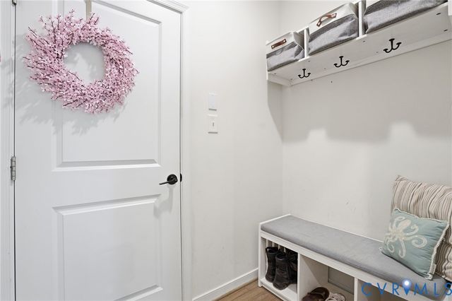 8016 Blythe Rd, Mechanicsville, VA 23116