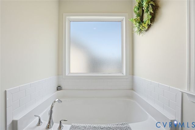 8016 Blythe Rd, Mechanicsville, VA 23116