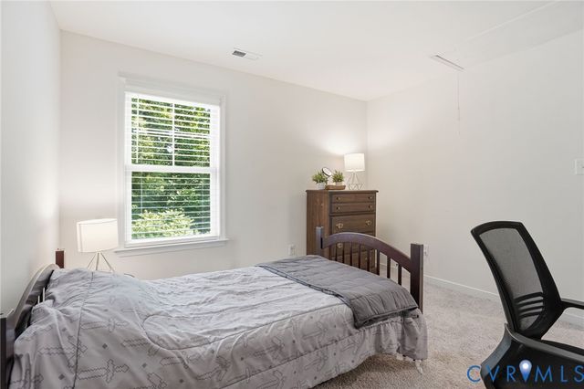 8016 Blythe Rd, Mechanicsville, VA 23116