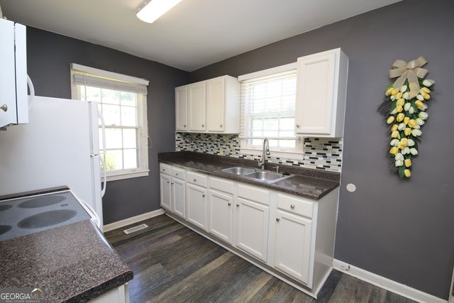 222 Beechwood Circle, Lagrange, GA 30240
