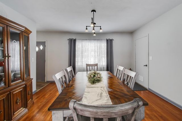 204 Finch Trail, Trail Creek, IN 46360