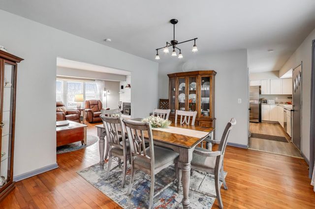 204 Finch Trail, Trail Creek, IN 46360