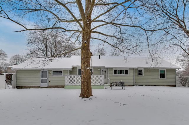 204 Finch Trail, Trail Creek, IN 46360