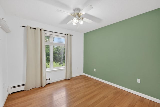 12 Timberwood Dr Unit 302, Goffstown, NH 03045