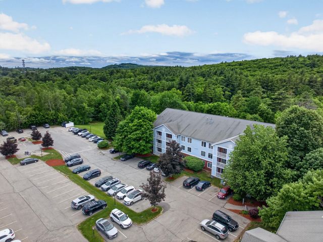 12 Timberwood Dr Unit 302, Goffstown, NH 03045