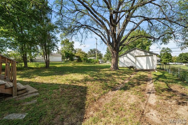 6733 Bonnie Avenue, St Louis, MO 63123