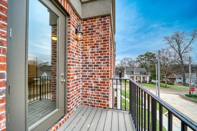 200 E WASHINGTON AVE, Covington, TN 38019